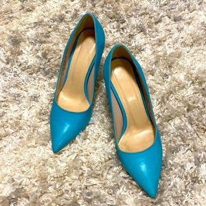 LE CHÂTEAU high heels shoes